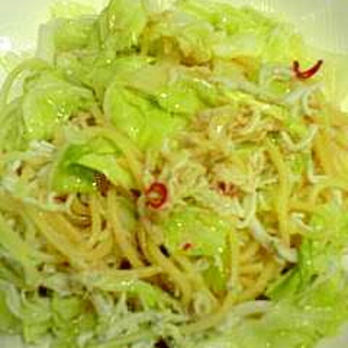 フライパン１つ混ぜるだけ♪キャベツとしらすのパスタ